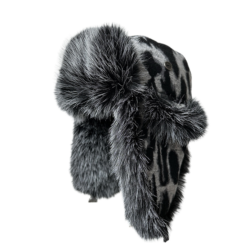 Trapper Hat Ear Flap - Damska czapka z polaru w panterkę,