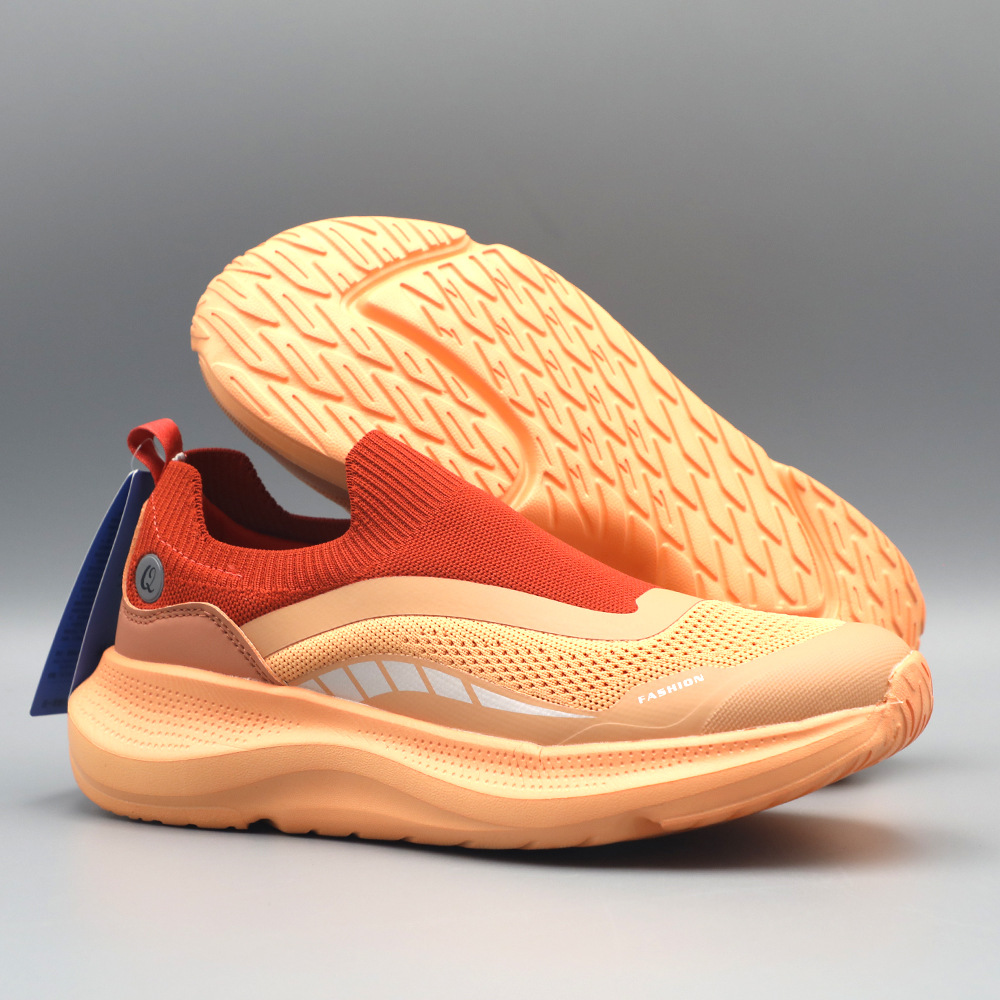 Wiosenne nowe buty męskie, odd – Running Cap Lightweight recenzja i cena